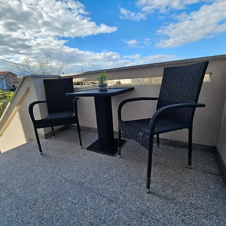 Apartment Busilak *
