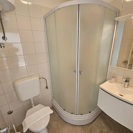 Busilak Apartamento Vrh (Krk)